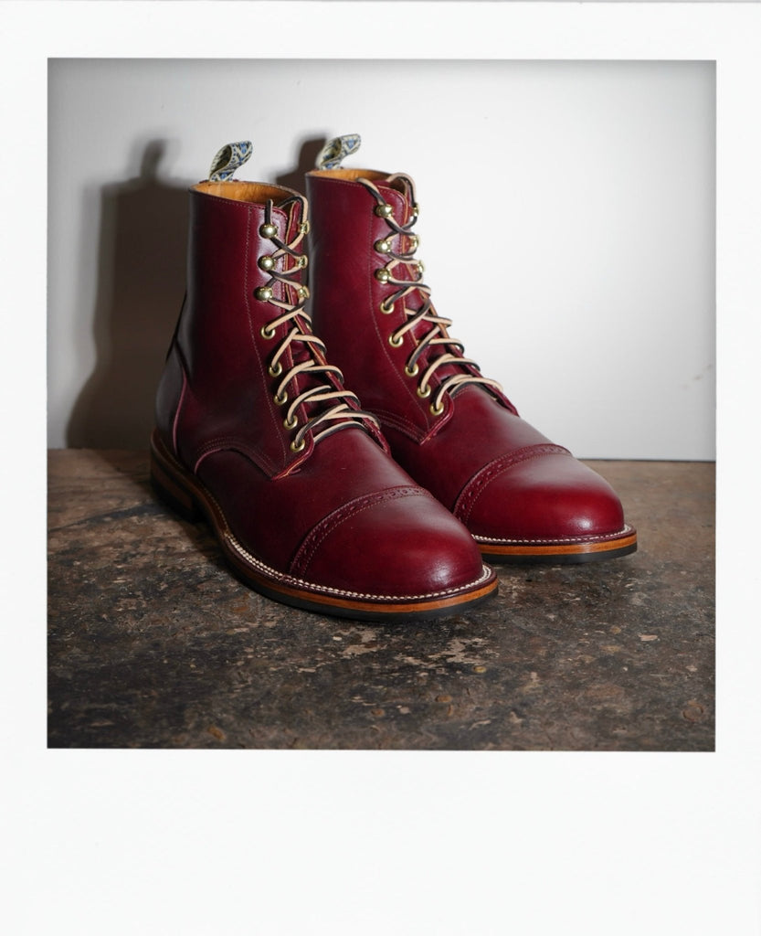 DB HUNTER CAP TOE CHERRY US 9 - Unmarked