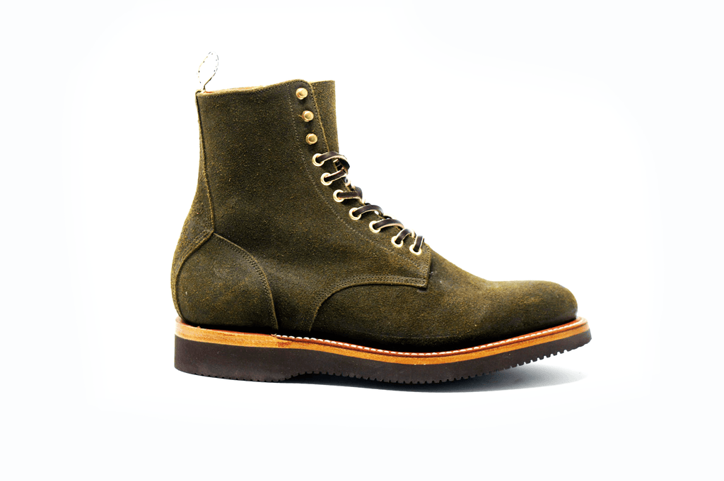 DB HUNTER OLIVE SUEDE US8 - Unmarked